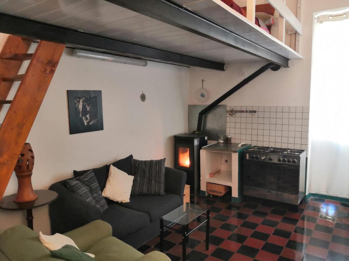 Affascinante Monolocale In Palazzo Storico, 50Mtr Da Piazza Azuni Apartment Sassari Bagian luar foto